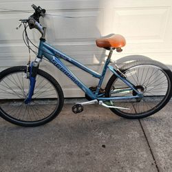 Schwinn Traverse 26" ladies mountain bicycle front shocks absorber nice bike $220