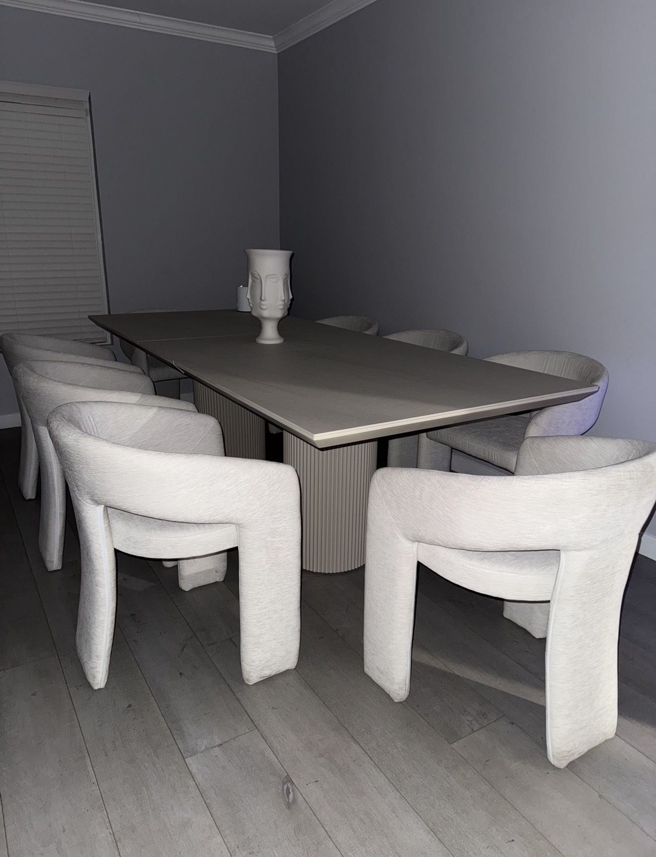 Dining Table With 8 Chairs 