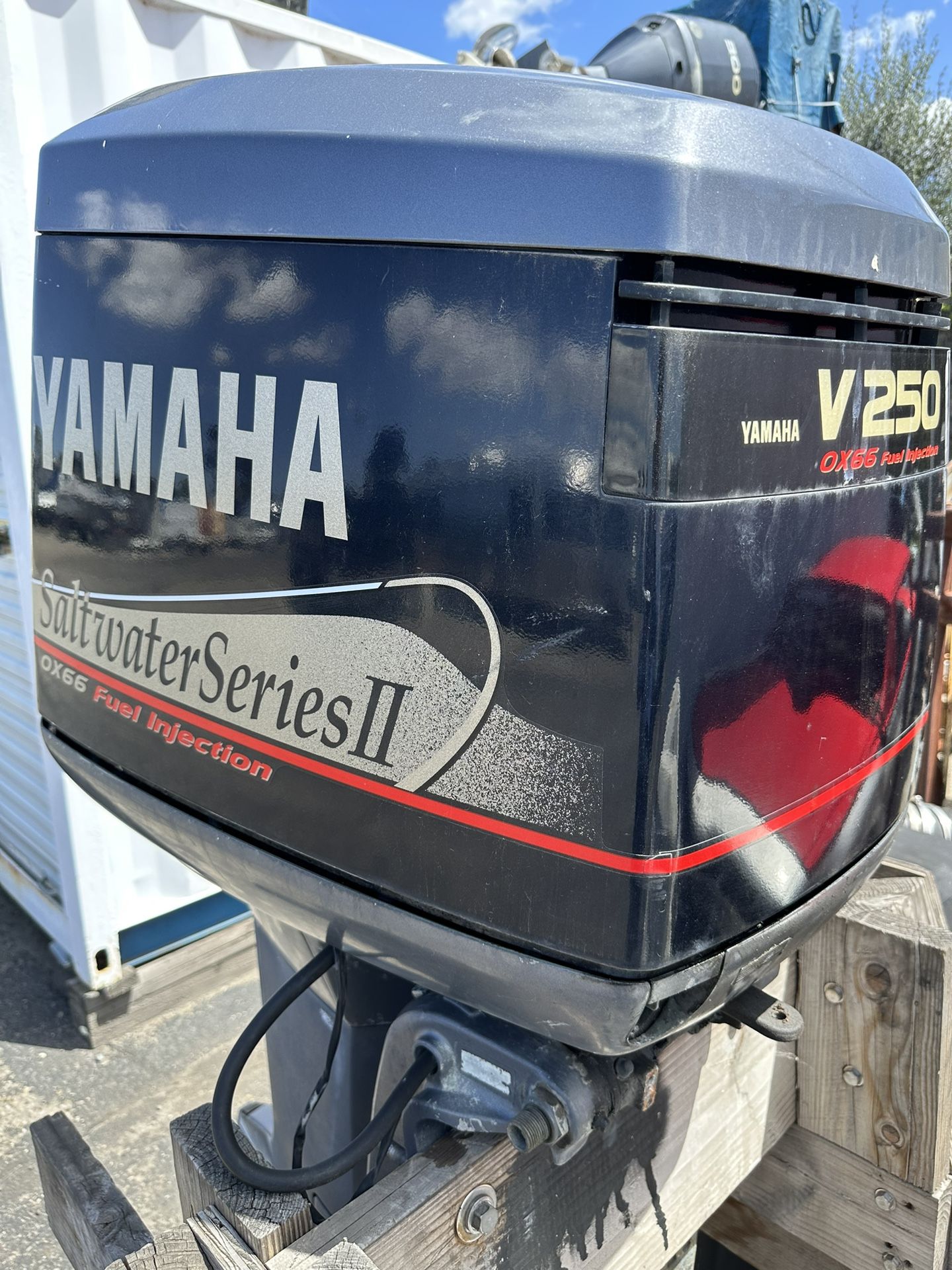 01 Yamaha 225 Ox66 Outboard Motor 