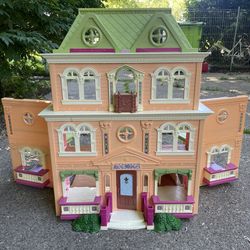 Beautiful Three Story Dollhouse