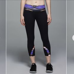 Lululemon Athletica Inspire Crop II *Block-It Pocket, Size 6