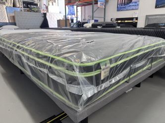 Queen Pillow Top Mattress NEW $228