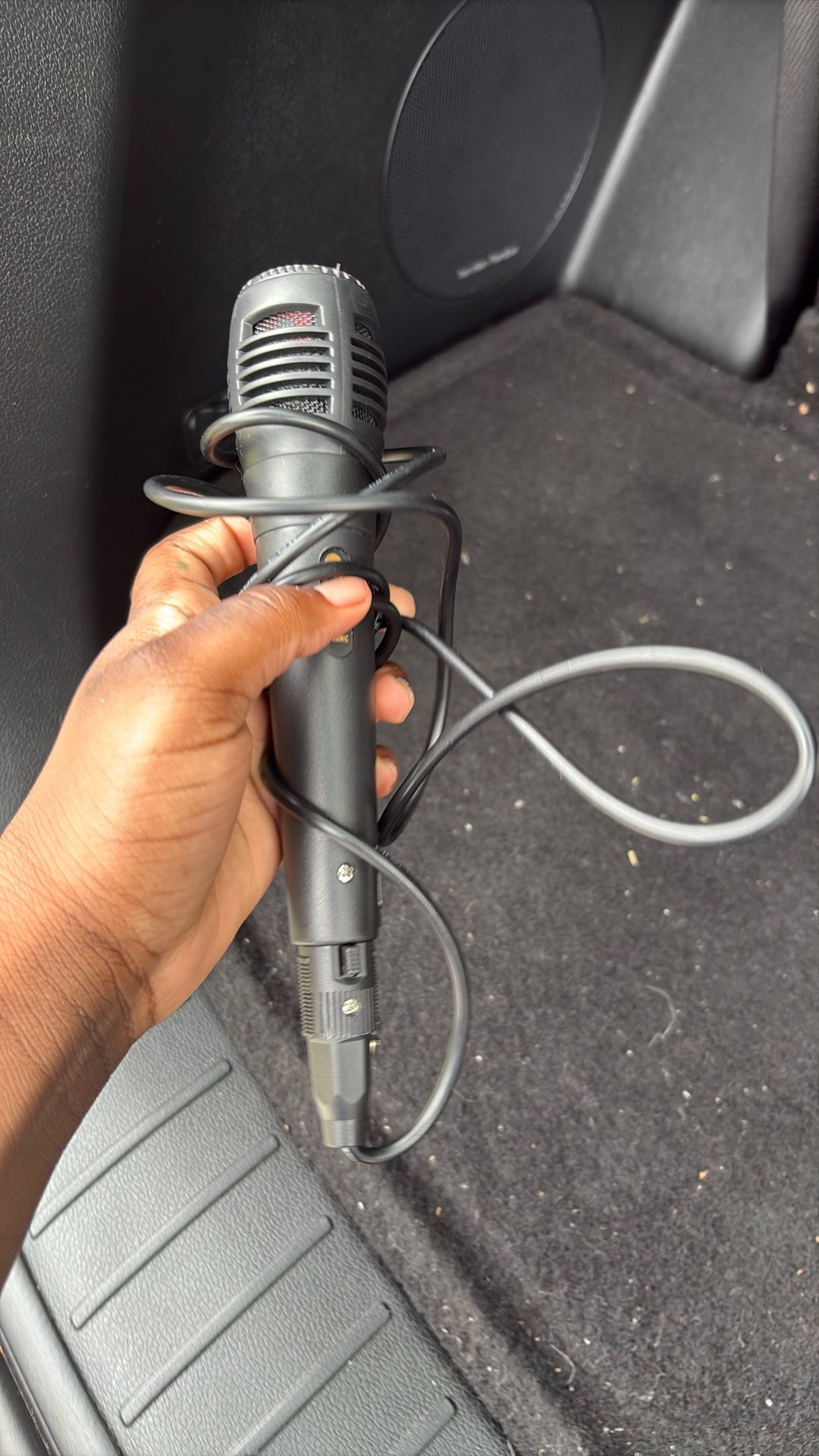 A Plug It Into Speaker To Speak Into The Mic