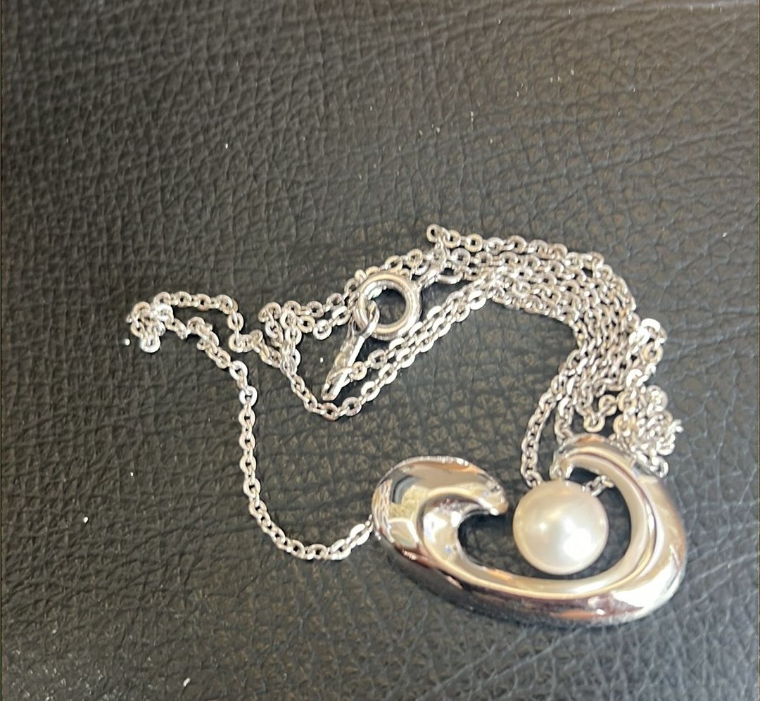 Collector level sterling silver mikimoto pearl necklace