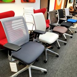 40% TO 50% OFF RETAIL!🔥STEELCASE CHAIRS - LEAP V2 - GESTURE - AMIA - THINK V2  - SIENTO - SERIES 2 FABRIC/LEATHER OPTIONS  PICK-UP- DELIVERY - SHIP  