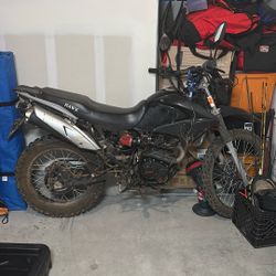 Dirt bike Enduro Hawk 250