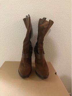 Jessica Simpson boots