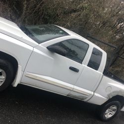 2005 Dodge Dakota