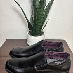 Perry Ellis Portfolio black men's slip-on dress shoes Size 9.5