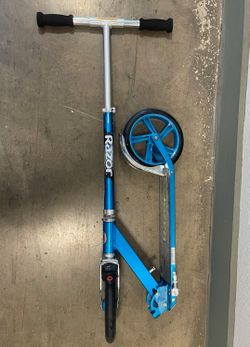Razor scooter