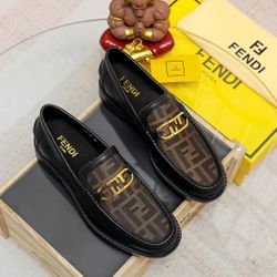Fendi Men’s Leather Shoes With Box New 