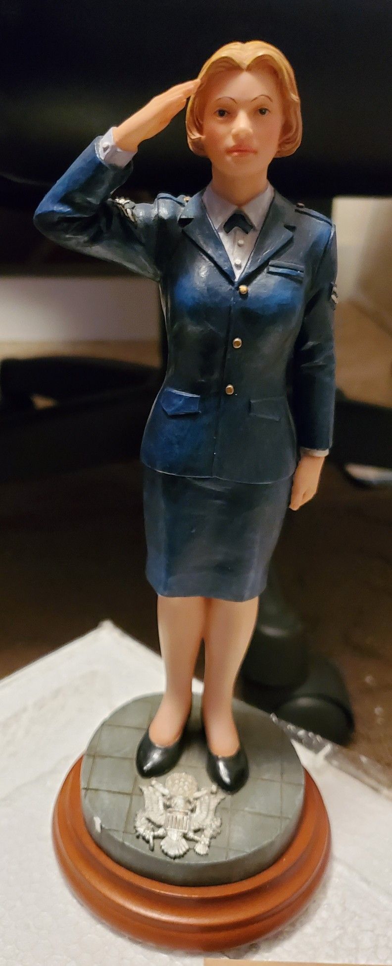 VANMARK Statue "The SALUTE" AIR FORCE