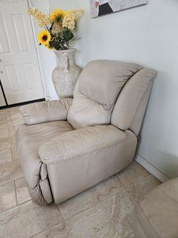 Recliner