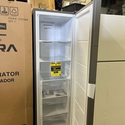 Hisense freezer