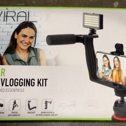Vlogging Kit, with LED Light, Microphone, Tripod and Mount