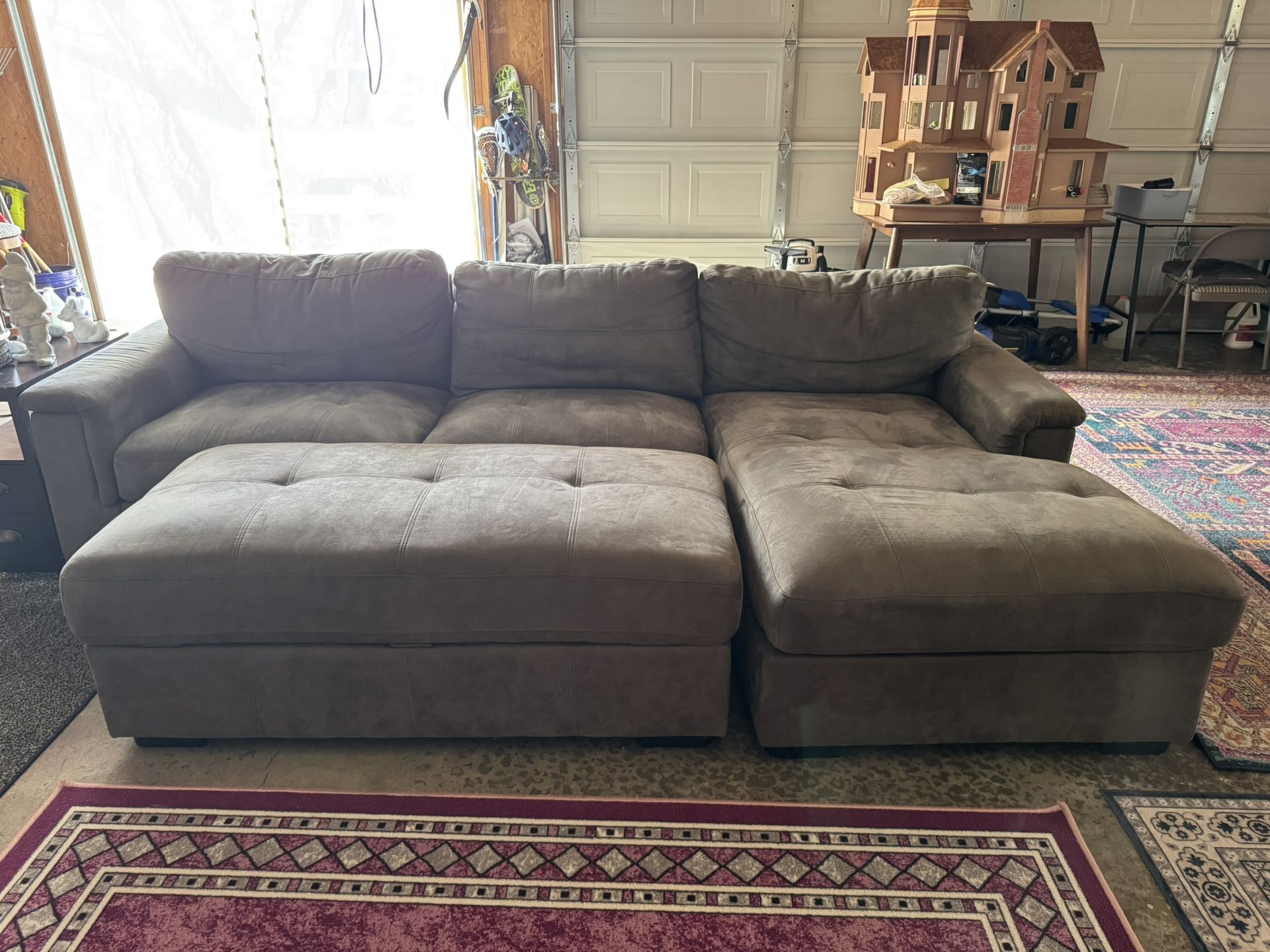 Sectional Sofa