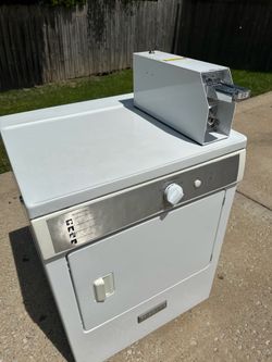 Commercial coin gas dryer