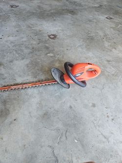 Hedge trimmer