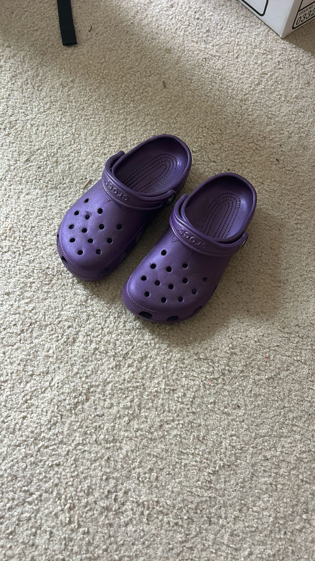 Women’s Size 8-9 Crocs