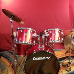Ludwig 5pc. Full Size Complete Set 