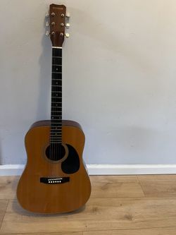 Hohner Acoustic Guitar