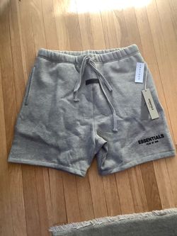 Dark oatmeal essentials shorts size medium