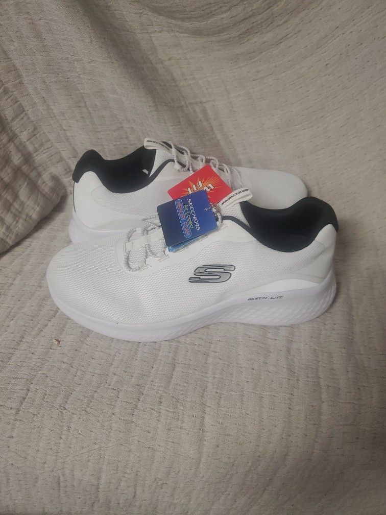 New Sketches Air Cooled Memory Foam Wide Fit Men 10.0