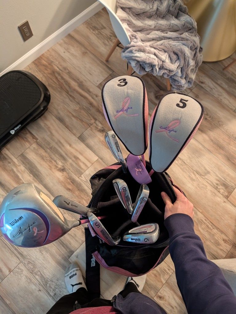 Wilson HOPE women's edition Complete Golf Club Set With 8+2 Clubs