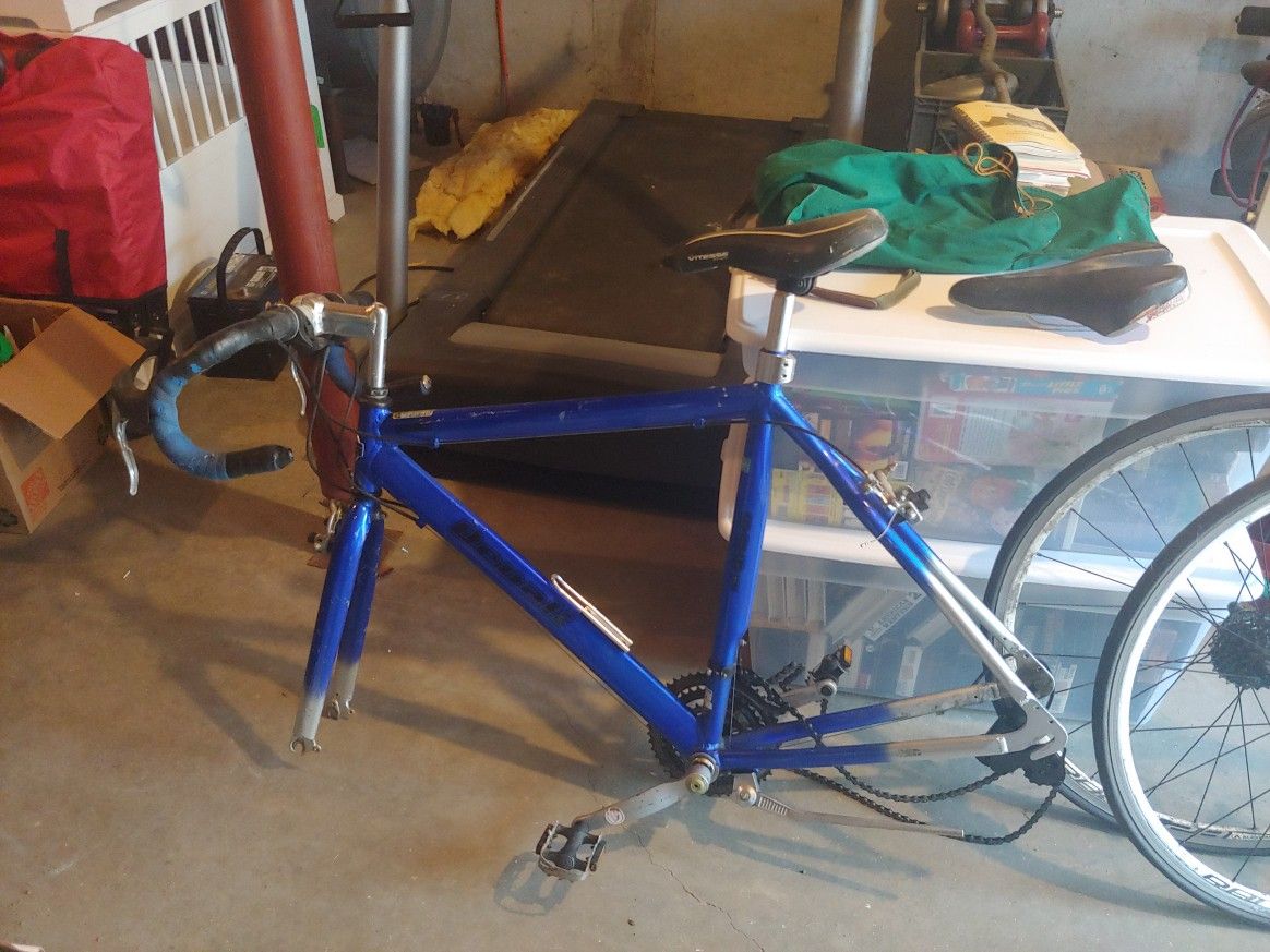 Gmc Denali 6061 Road Bike.