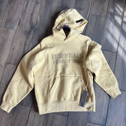 Essentials Fear Of God