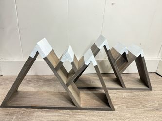 Mountain 🏔️ Shelf’s Decor 