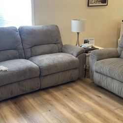 La-Z-Boy (Lazyboy) Couch And Loveseat Recliners