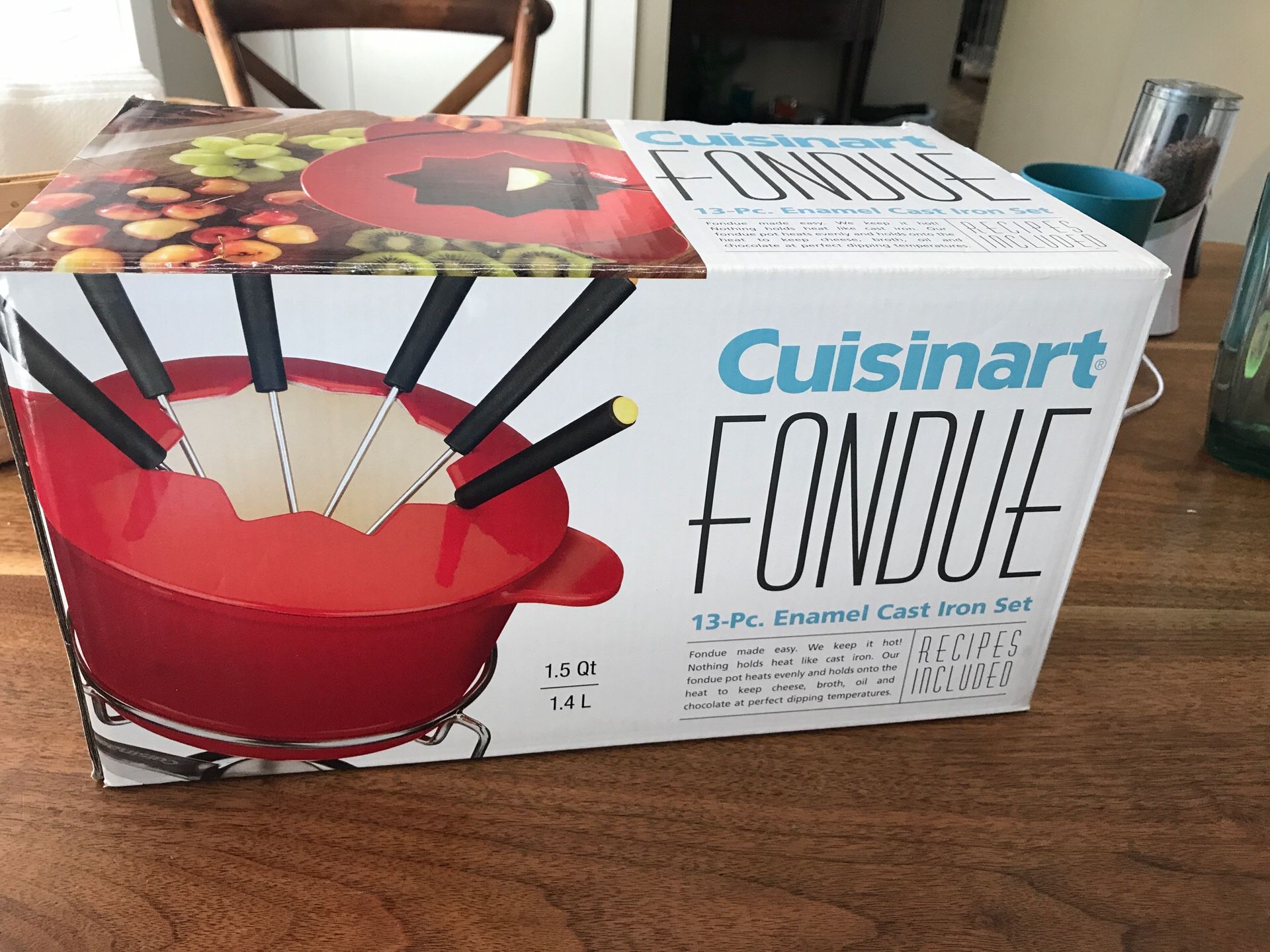 Cuisinart cast iron Fondue set