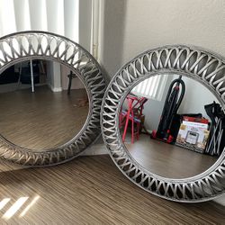 Round wall mirrors 