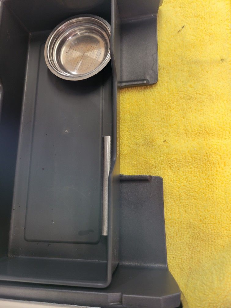 2 Breville Duo Temp Espresso Machines 800ESXL Coffee Maker Frother