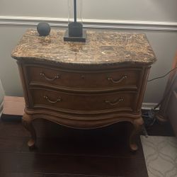 Thomasville Bedside Chest
