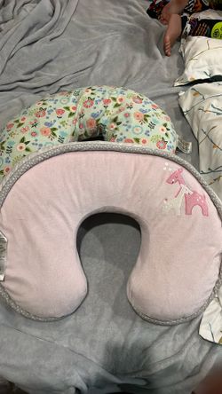 Boppy pillow