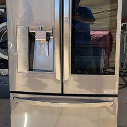 Refigerator 
