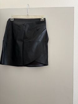 Abercrombie & Fitch Vegan Leather Wrap Mini Skirt never used size s