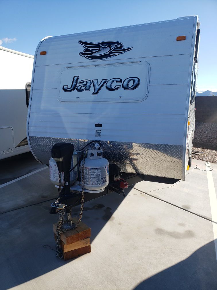2014 Jayco 184bh 20 ft travel trailer
