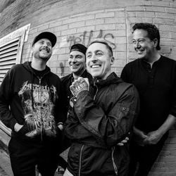 Yellowcard with New Found Glory and Plain White T's