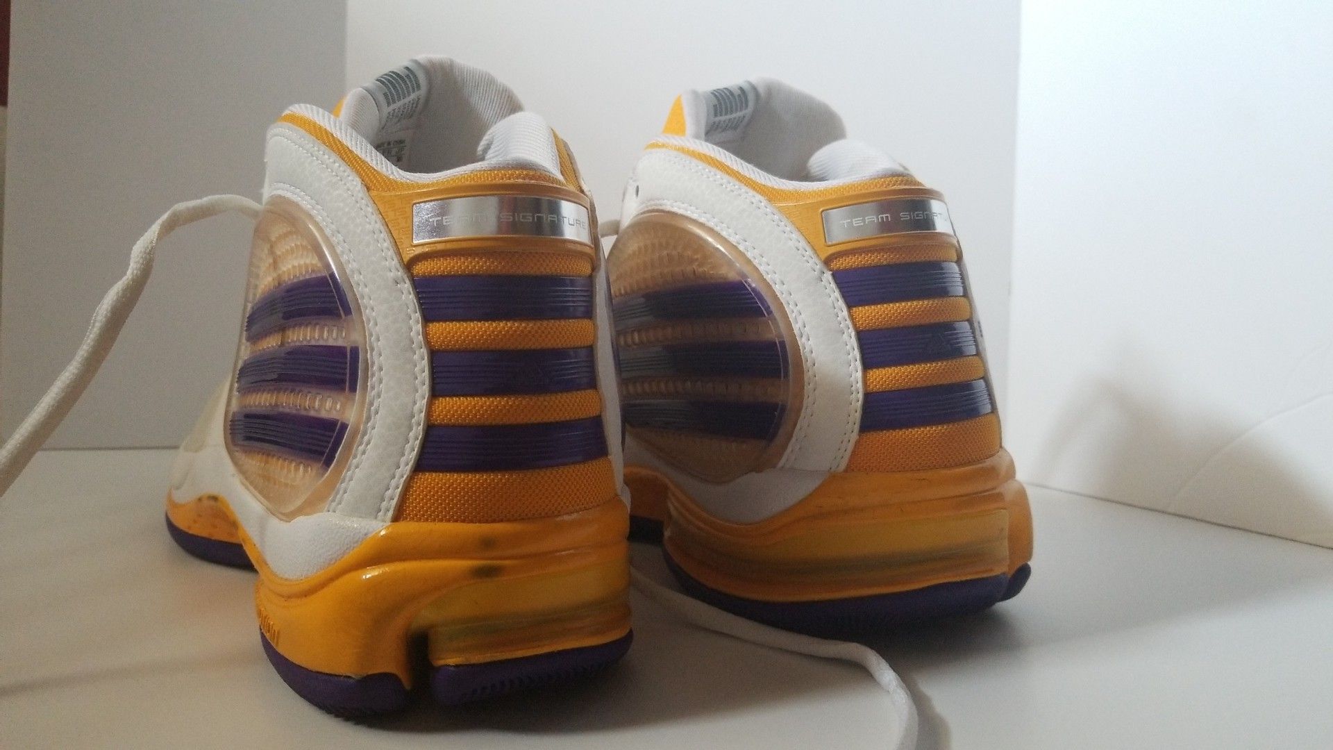 Lakers Adiprene JFARM