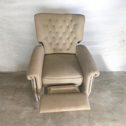 Safavieh couture collection Leona light brown tufted recliner