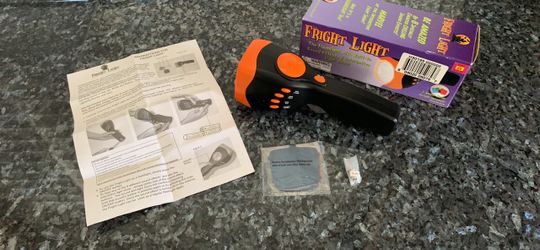 Innovage Fright Light Flashlight with Sound Effects