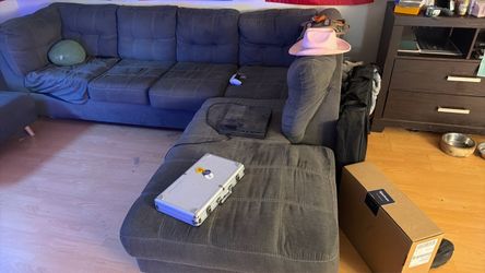COUCHES