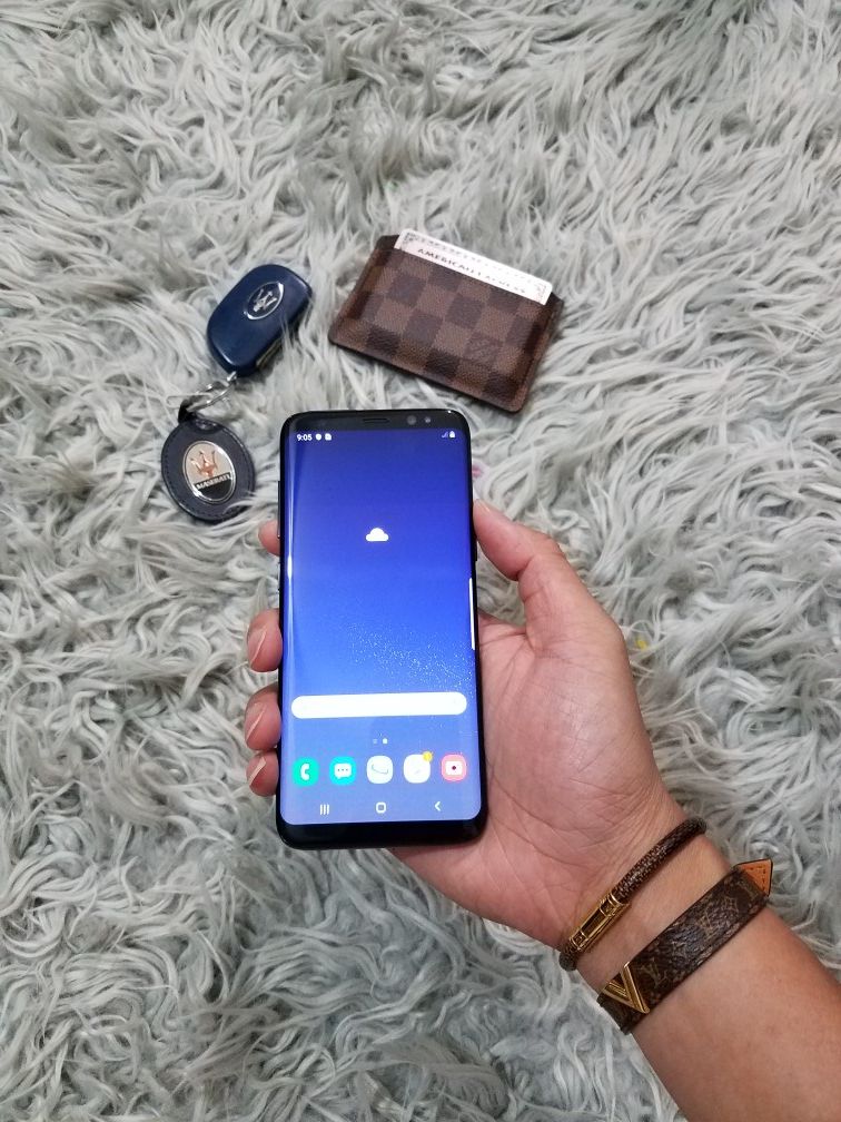 Samsung S8 Black unlocked 100% Feedbacks 5 Stars