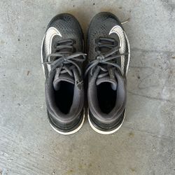 NIKE BASEBALL TURF SHOES
