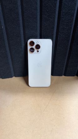 Gold iPhone 14 Pro Max