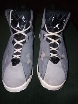 Air Jordan True Flight “Cool Grey” – Size 8½