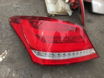 Hyundai Equos 2012